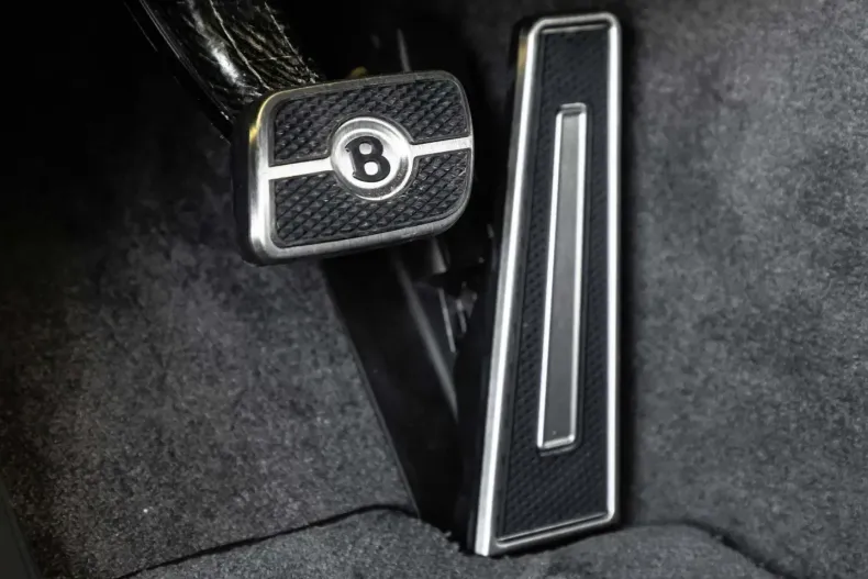 Bentley Flying Spur din 2024 cu 3.500 km - oferta BEN113699 - foto 18