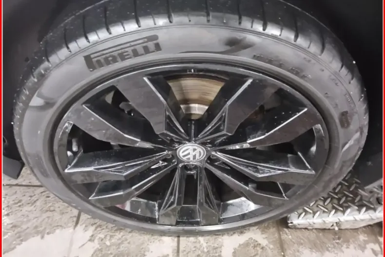 Volkswagen Tiguan din 2020 cu 94.000 km - oferta VOL113700 - foto 11