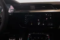 Audi Q8 e-tron din 2023 cu 17.900 km - oferta AUD113702 - foto 12