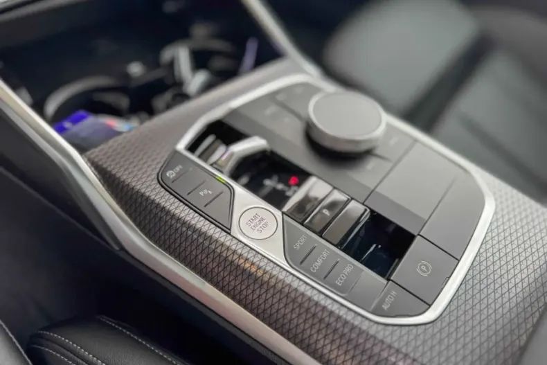 BMW 320 din 2024 cu 10.754 km - oferta BMW113704 - foto 4