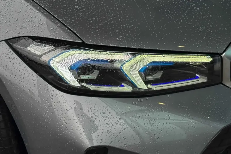 BMW 320 din 2024 cu 10.754 km - oferta BMW113704 - foto 11