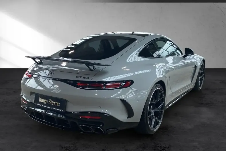 Mercedes-Benz AMG GT din 2024 cu 10.870 km - oferta MER113706 - foto 4