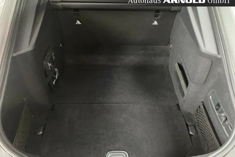 Mercedes-Benz AMG GT din 2024 cu 10.870 km - oferta MER113706 - foto 10