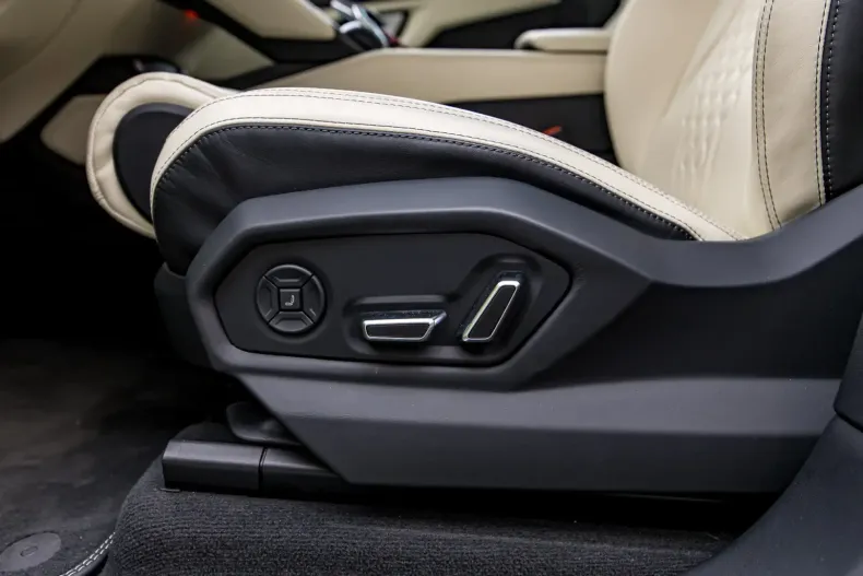 Lamborghini Urus din 2024 cu 15.000 km - oferta LAM113707 - foto 28