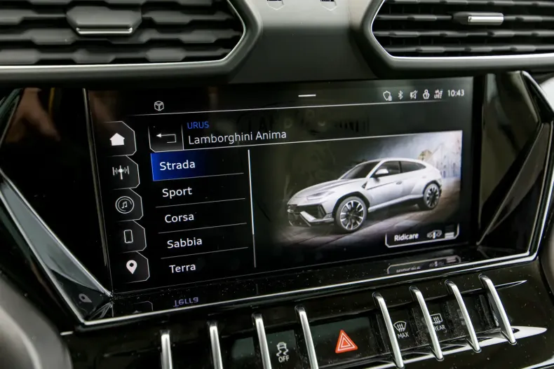 Lamborghini Urus din 2024 cu 15.000 km - oferta LAM113707 - foto 38