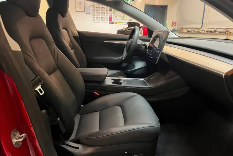 Tesla Model 3 din 2021 cu 50.000 km - oferta TES113708 - foto 9