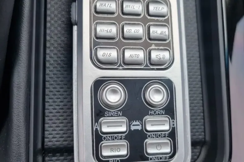 Toyota Land Cruiser din 2023 cu 3.000 km - oferta TOY113711 - foto 6