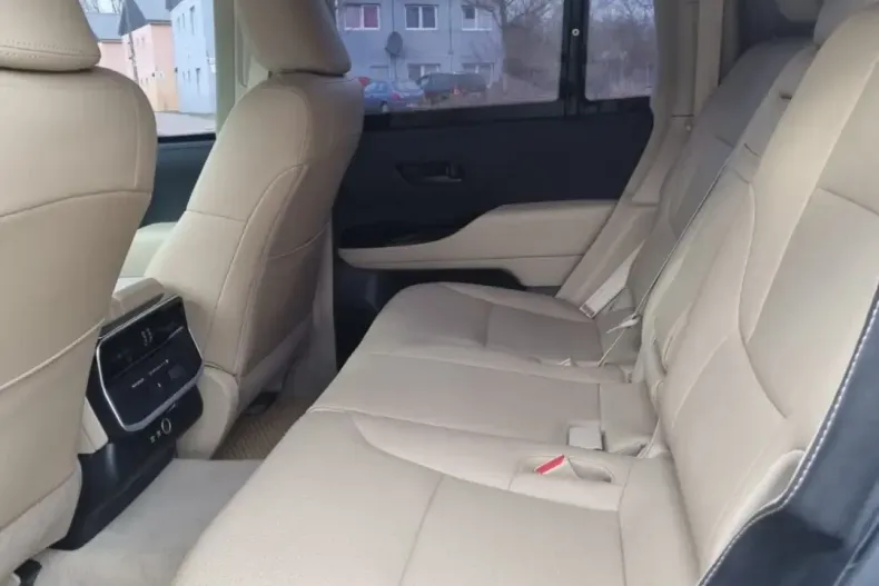 Toyota Land Cruiser din 2023 cu 3.000 km - oferta TOY113711 - foto 9