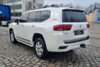 Toyota Land Cruiser din 2023 cu 3.000 km - oferta TOY113711 - foto 17