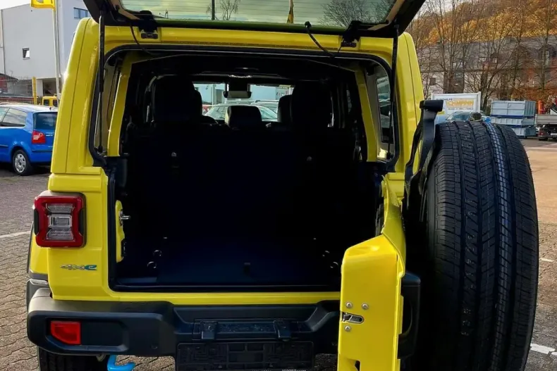 Jeep Wrangler din 2023 cu 30.000 km - oferta JEE113718 - foto 8