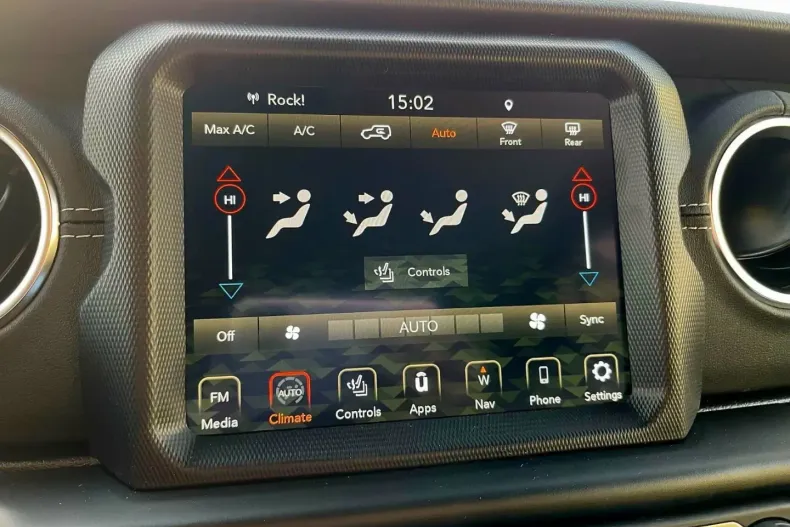 Jeep Wrangler din 2023 cu 30.000 km - oferta JEE113718 - foto 19