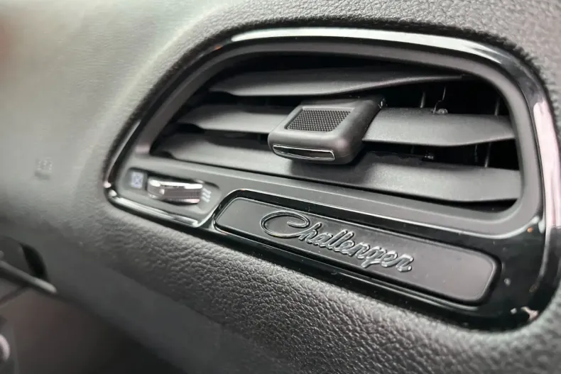 Dodge Challenger din 2023 cu 55.500 km - oferta DOD113720 - foto 16