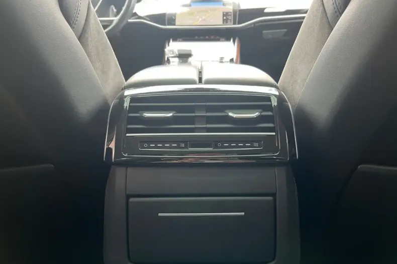 Audi A8 din 2020 cu 74.600 km - oferta AUD113723 - foto 18