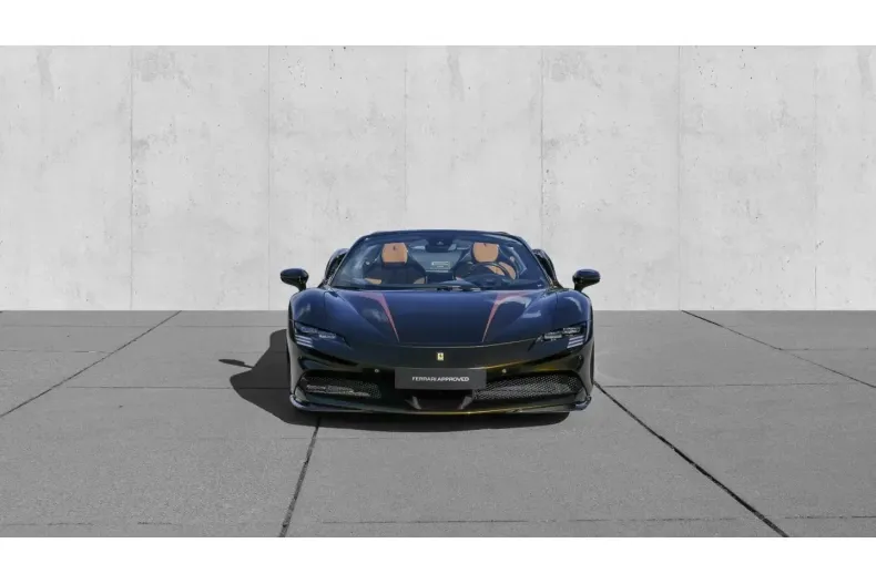 Ferrari SF90 din 2023 cu 7.050 km - oferta FER113727 - foto 8