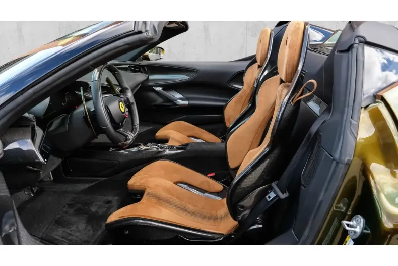 Ferrari SF90 din 2023 cu 7.050 km - oferta FER113727 - foto 16