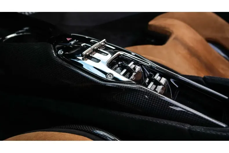 Ferrari SF90 din 2023 cu 7.050 km - oferta FER113727 - foto 24