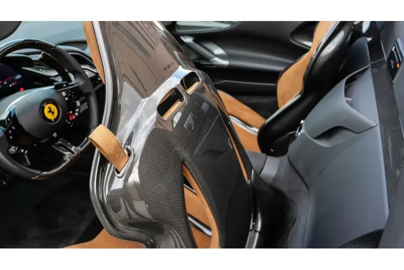 Ferrari SF90 din 2023 cu 7.050 km - oferta FER113727 - foto 27