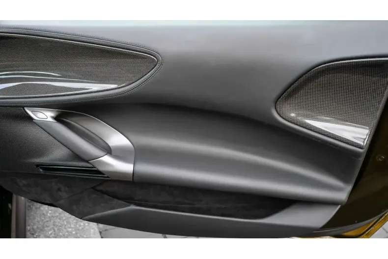 Ferrari SF90 din 2023 cu 7.050 km - oferta FER113727 - foto 29