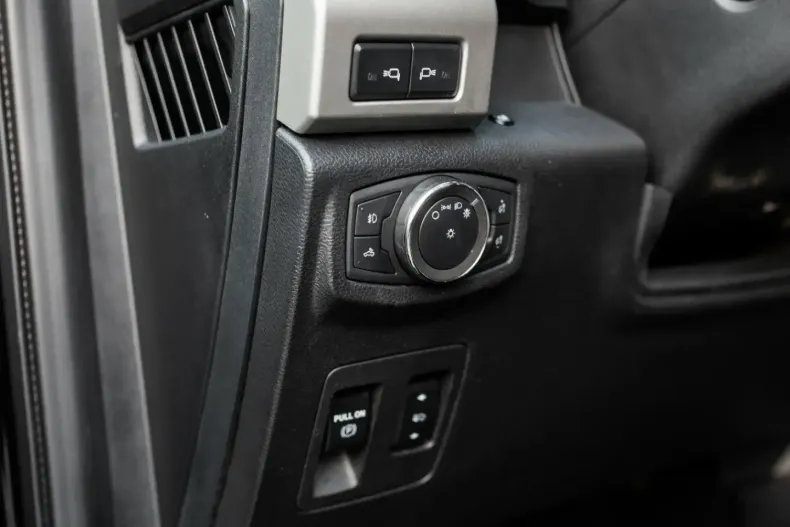 Ford F 150 din 2021 cu 53.000 km - oferta FOR113729 - foto 15