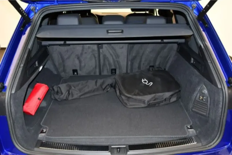 Volkswagen Touareg din 2024 cu 15.650 km - oferta VOL113730 - foto 14