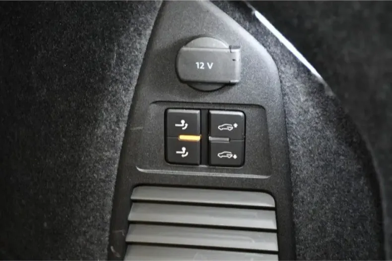 Volkswagen Touareg din 2024 cu 15.650 km - oferta VOL113730 - foto 16