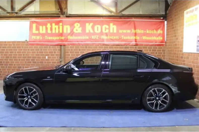 BMW 740 din 2023 cu 39.900 km - oferta BMW113733 - foto 4