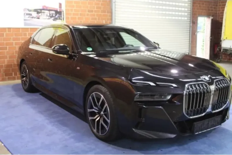 BMW 740 din 2023 cu 39.900 km - oferta BMW113733 - foto 5