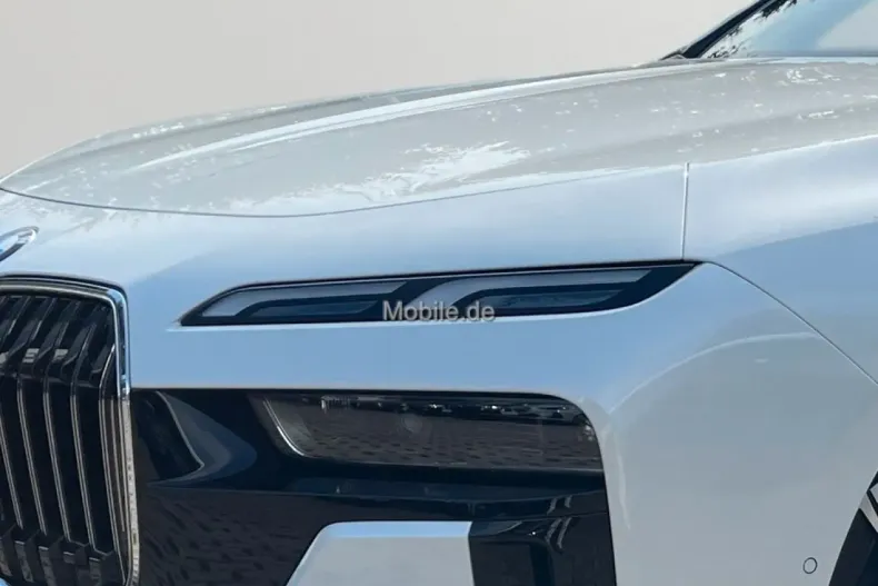 BMW 740 din 2023 cu 29.140 km - oferta BMW113734 - foto 8