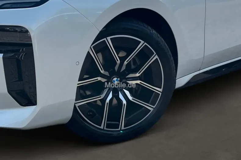 BMW 740 din 2023 cu 29.140 km - oferta BMW113734 - foto 9