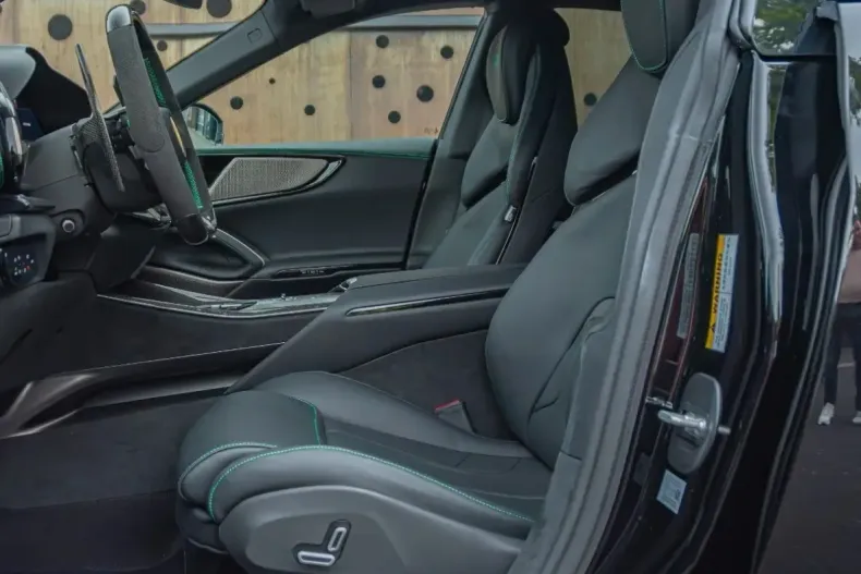 Ferrari Purosangue din 2024 cu 88 km - oferta FER113737 - foto 18