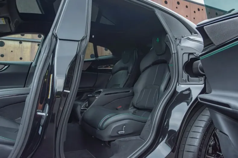 Ferrari Purosangue din 2024 cu 88 km - oferta FER113737 - foto 20