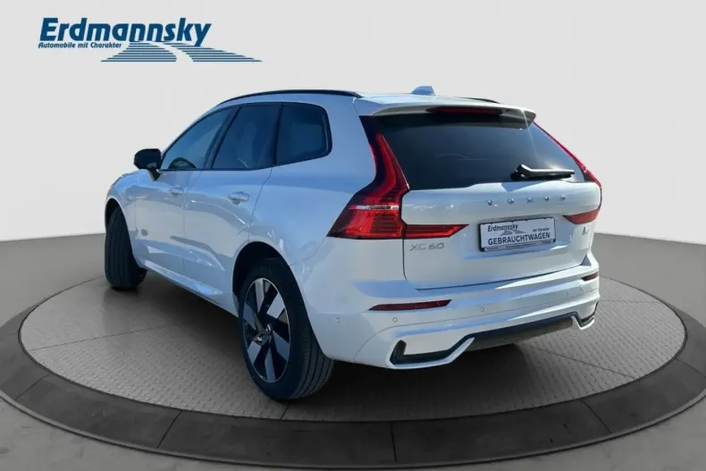 Volvo XC60 din 2024 cu 29.900 km - oferta VOL113752 - foto 2