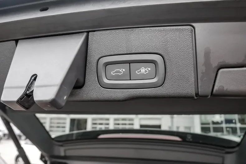 Volvo XC60 din 2024 cu 43.234 km - oferta VOL113753 - foto 14