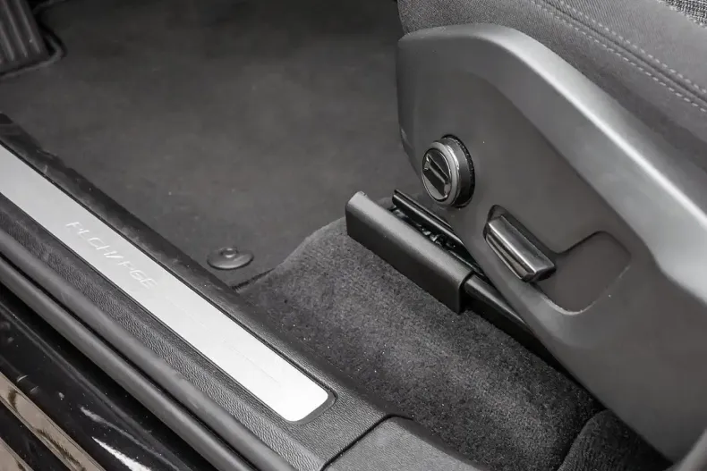 Volvo XC60 din 2024 cu 43.234 km - oferta VOL113753 - foto 18