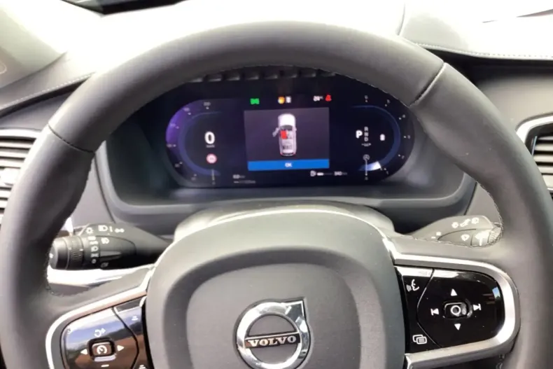 Volvo XC90 din 2024 cu 27.200 km - oferta VOL113754 - foto 11