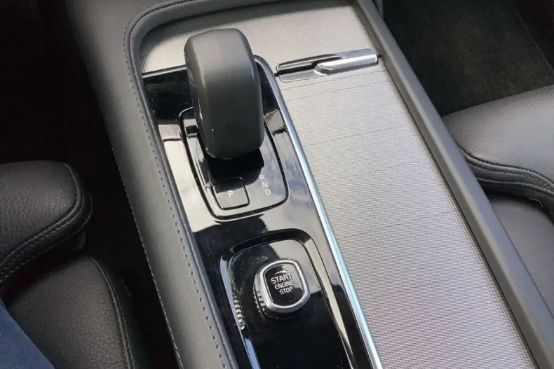 Volvo XC90 din 2024 cu 27.200 km - oferta VOL113754 - foto 13