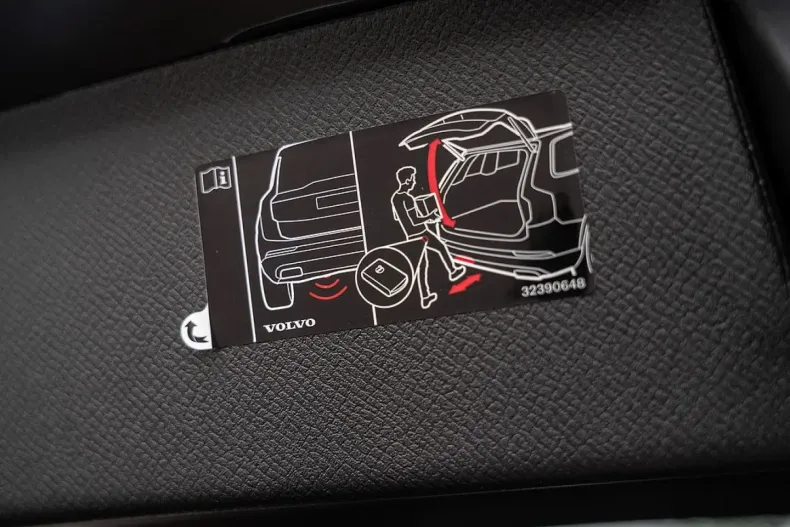 Volvo XC90 din 2024 cu 25.600 km - oferta VOL113756 - foto 30