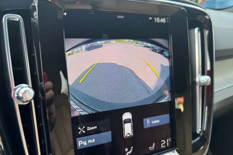 Volvo XC40 din 2021 cu 51.000 km - oferta VOL113762 - foto 12