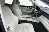 Volvo XC60 din 2024 cu 21.213 km - oferta VOL113767 - foto 13