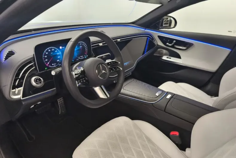 Mercedes-Benz E 300 din 2023 cu 10.807 km - oferta MER113787 - foto 12