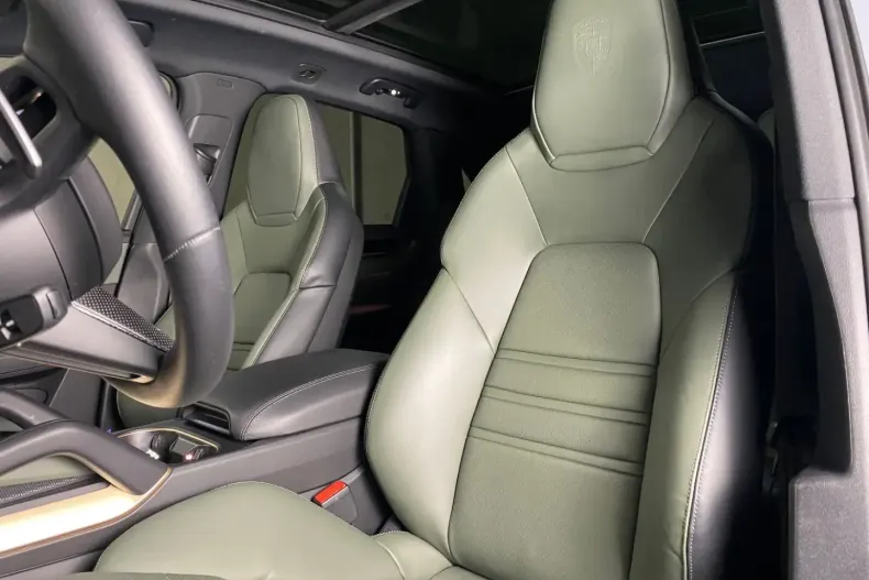 Porsche Cayenne din 2024 cu 29.500 km - oferta POR113792 - foto 12