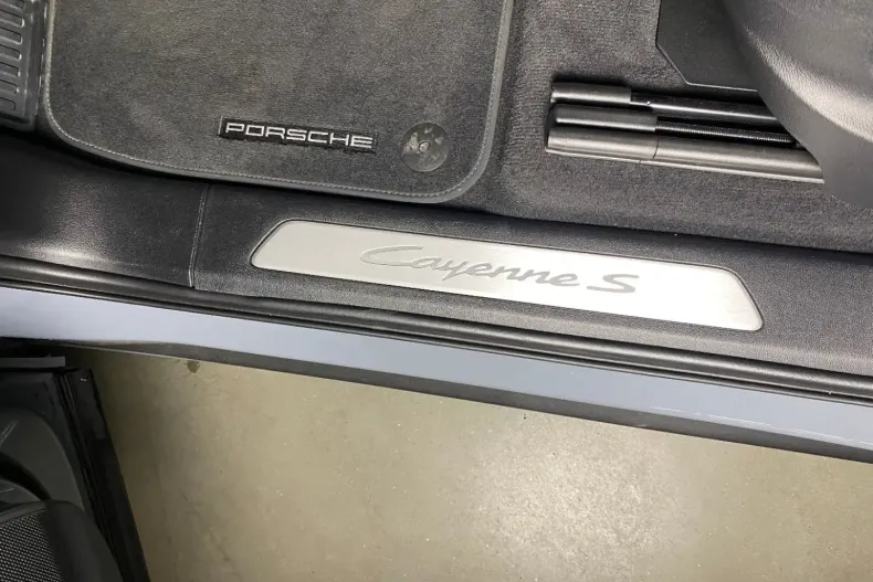 Porsche Cayenne din 2024 cu 29.500 km - oferta POR113792 - foto 25