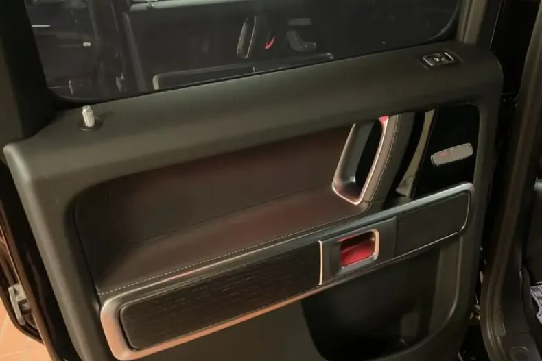 Mercedes-Benz G 450 din 2024 cu 25.000 km - oferta MER113794 - foto 19