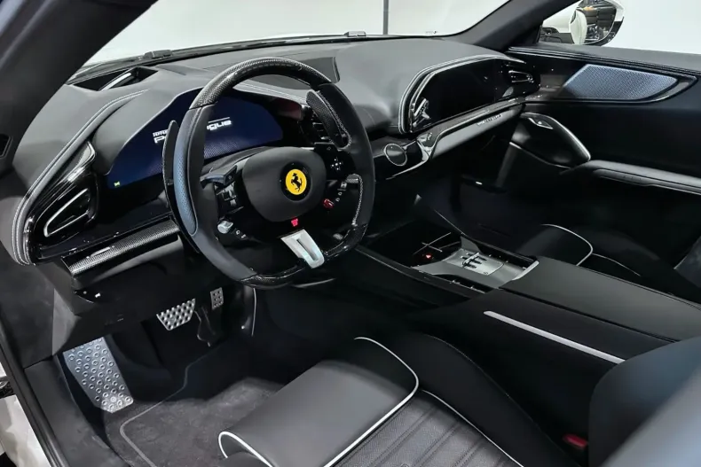 Ferrari Purosangue din 2023 cu 3.800 km - oferta FER113805 - foto 12