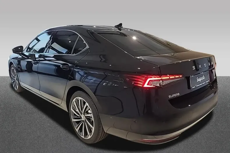 Skoda Superb din 2024 cu 15.000 km - oferta SKO113811 - foto 6