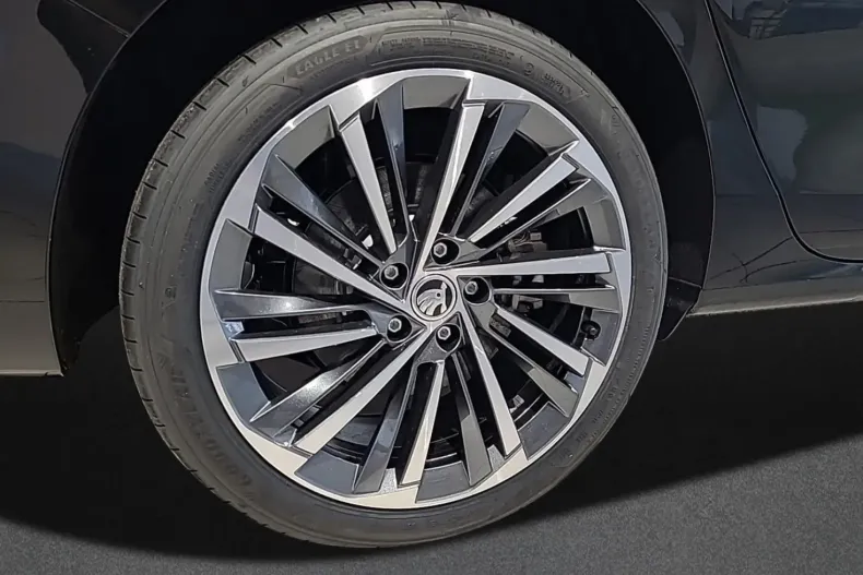 Skoda Superb din 2024 cu 15.000 km - oferta SKO113811 - foto 9