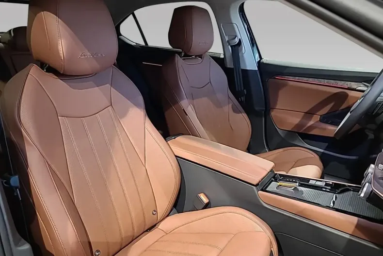 Skoda Superb din 2024 cu 15.000 km - oferta SKO113811 - foto 18