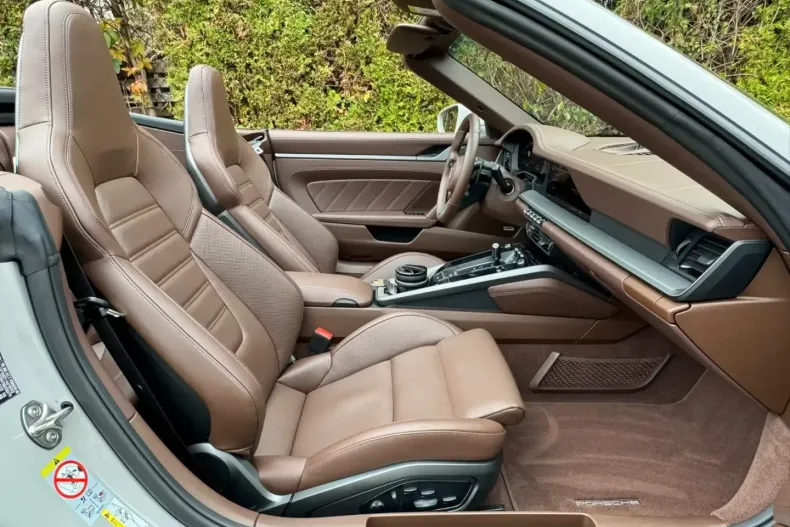 Porsche 911 din 2025 cu 3.550 km - oferta POR113815 - foto 7