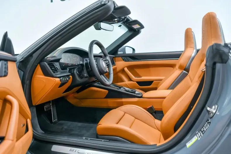 Porsche 911 din 2025 cu 9.700 km - oferta POR113816 - foto 12