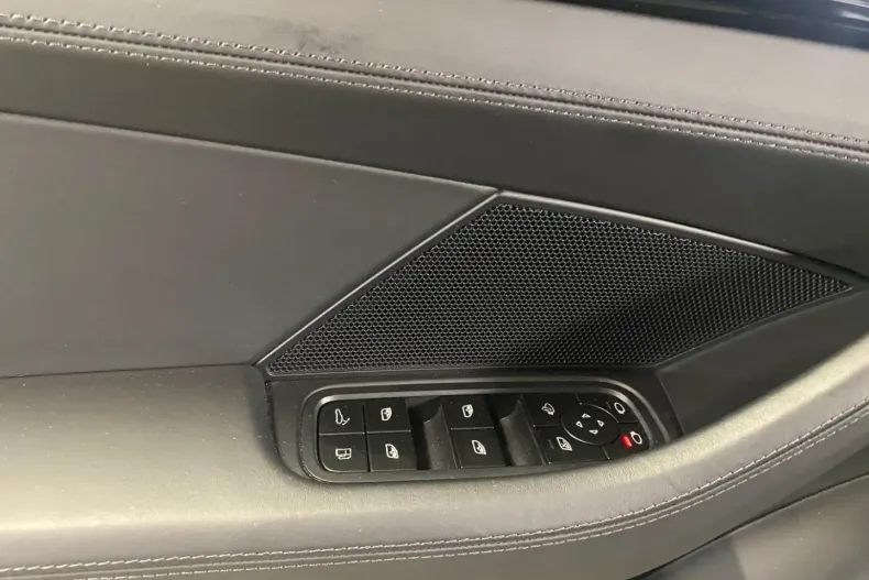 Porsche Panamera din 2023 cu 23.400 km - oferta POR113818 - foto 27